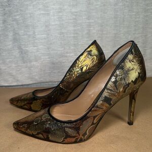Sam Edelman Hazel Pointed Toe Pump Size 6